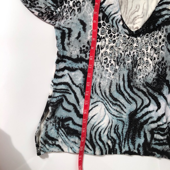 BCBGMaxAzria Leopard Print Sweater Size Large - Picture 8 of 10